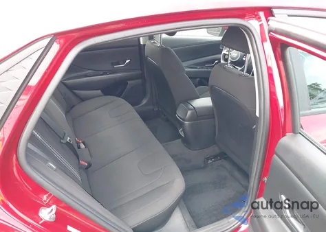 2024 Hyundai Elantra Sel from USA, damaged, VIN KMHLM4DG3RU781923